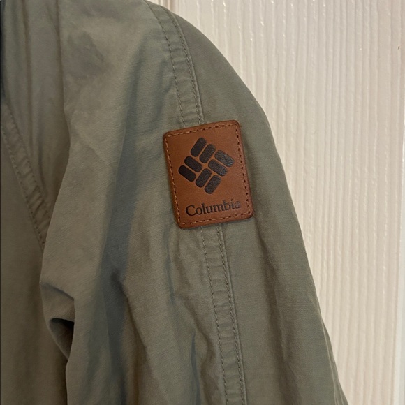 Columbia Women's Olive Military Jacket - Picture 4 of 4